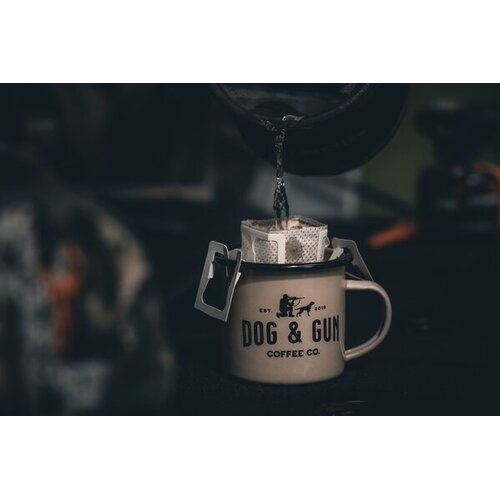 Dog & Gun Enamel Mug Sandy Taupe